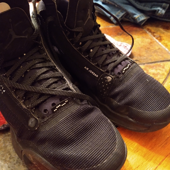 Jordans - Picture 2 of 3